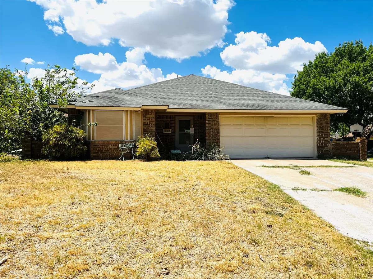 Fort Worth, TX 76108,324 Suttonwood Drive