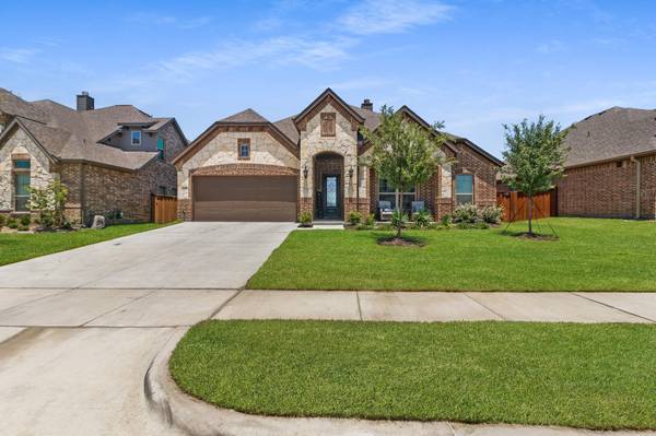 2410 Rawlins Lane, Mansfield, TX 76084