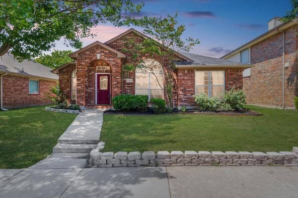 7709 Harbor Drive, Rowlett, TX 75088