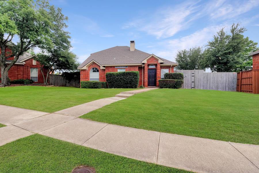 1428 Willow Wood Drive, Carrollton, TX 75010