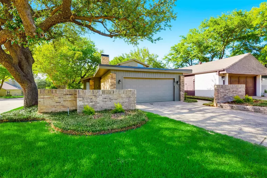 3215 Parkrise Court, Garland, TX 75044