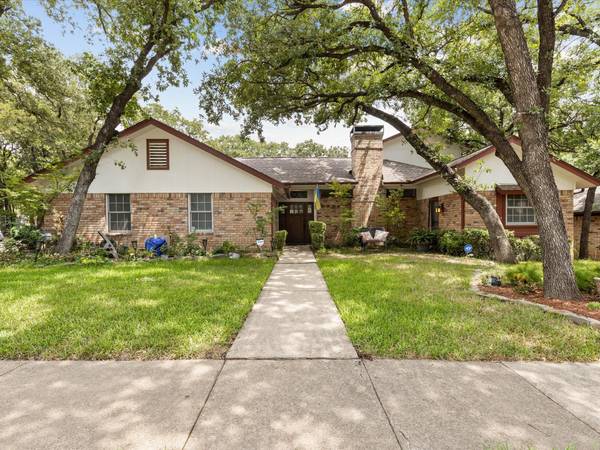 4021 Double Tree Trail, Irving, TX 75061