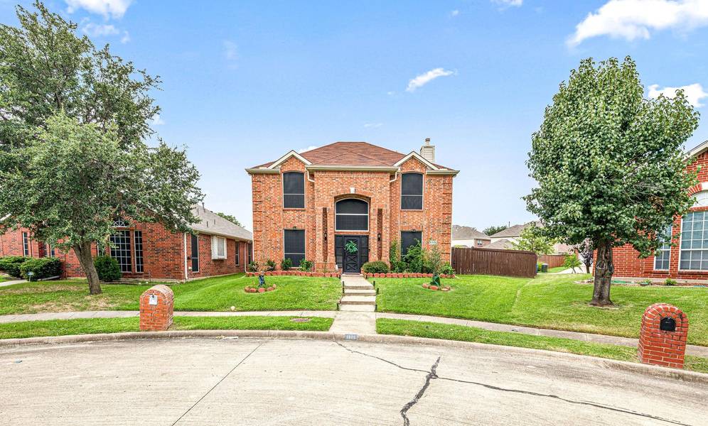 1905 Kerr Court, Carrollton, TX 75010