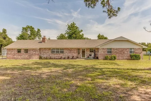 1725 Timber Ridge Drive, Newcastle, OK 73065