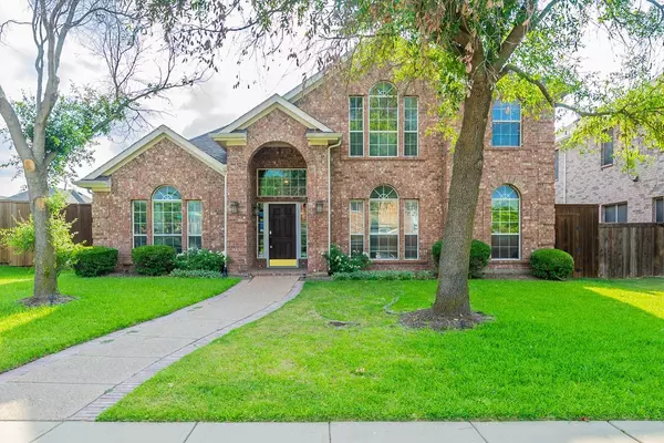 8221 Brightside Lane, Frisco, TX 75035