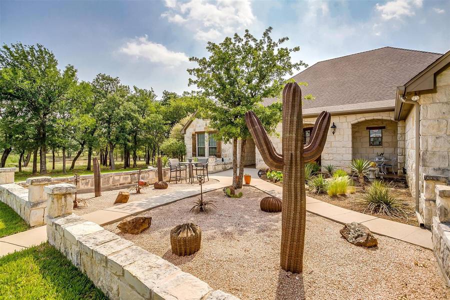 116 Oak Bend Trail, Lipan, TX 76462