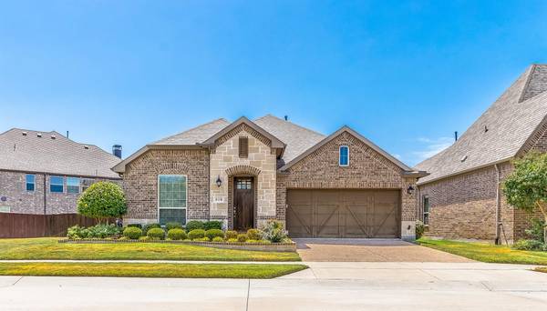 616 Winehart Street, Lewisville, TX 75056