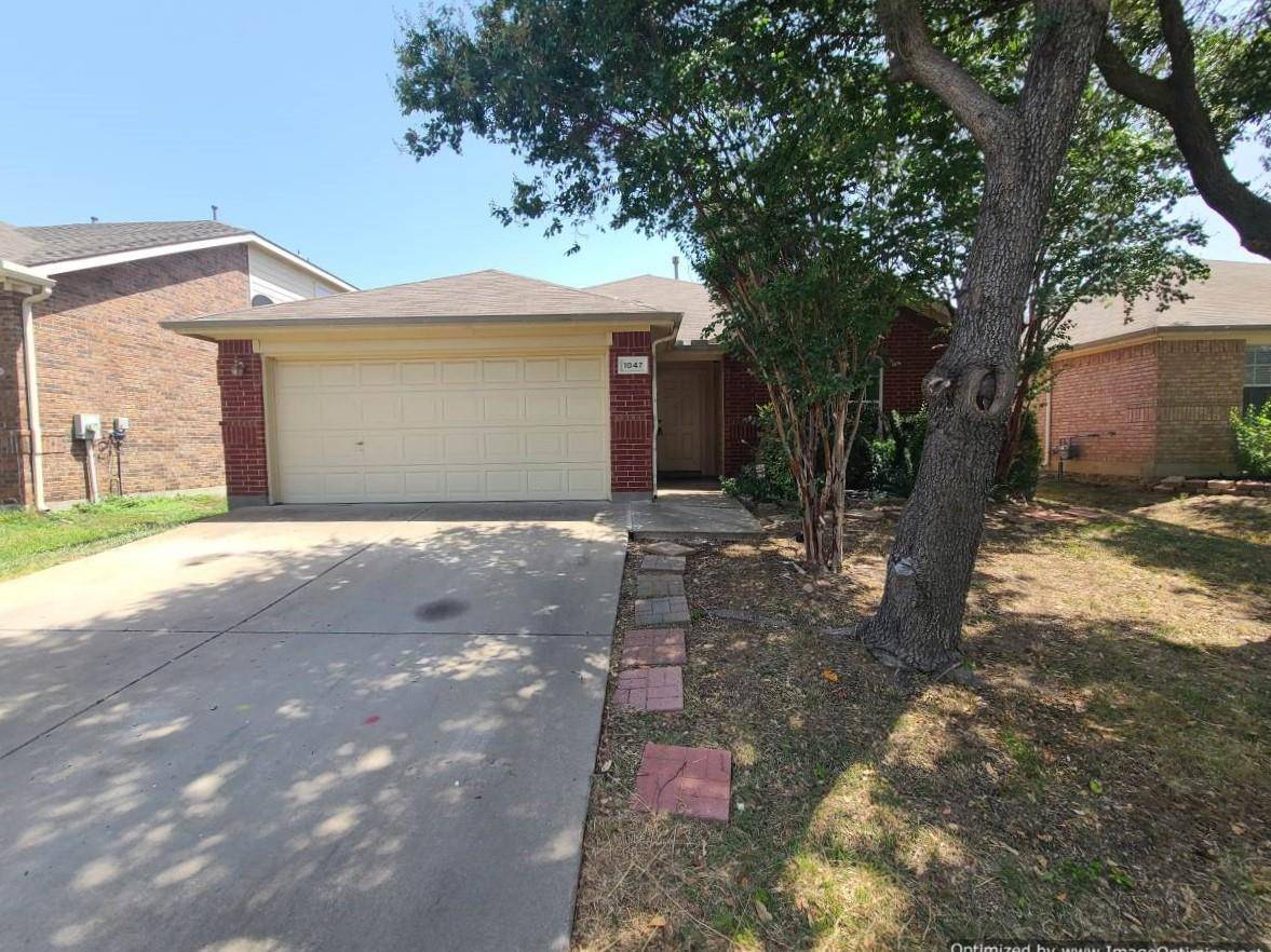 1047 Wood Stream Drive, Grand Prairie, TX 75052