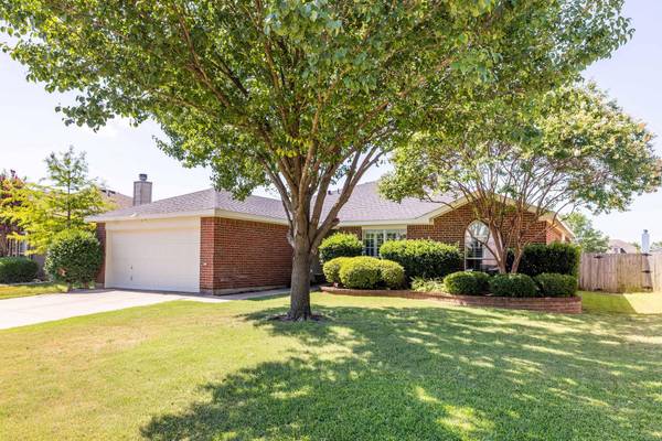 3430 Charing Cross Road, Midlothian, TX 76065