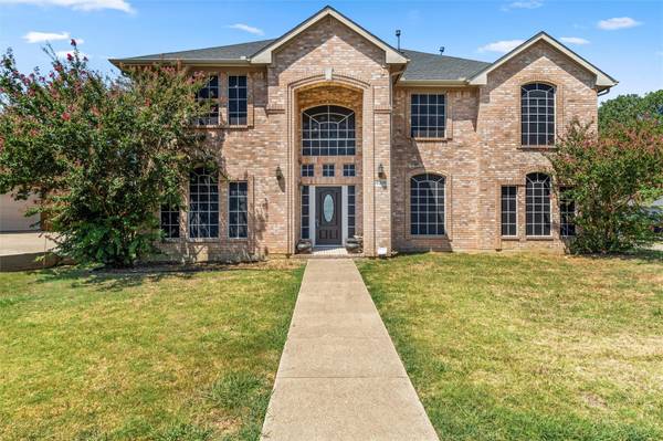 4209 Salem Street, Grand Prairie, TX 75052