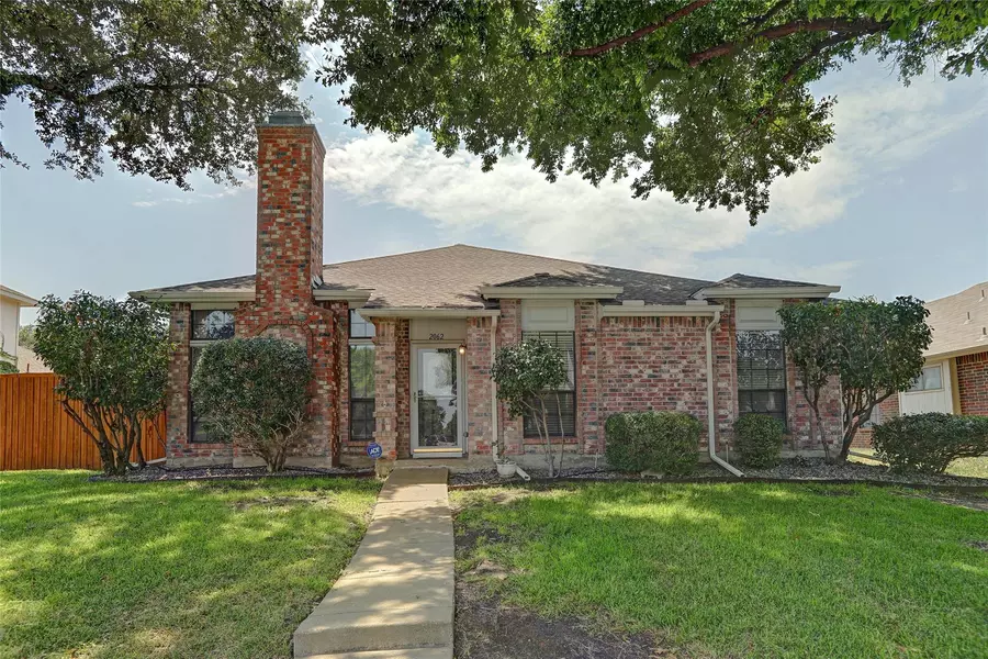 2062 Vista Drive, Lewisville, TX 75067