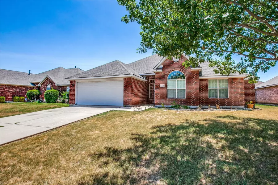 2709 Emerald Lane, Mckinney, TX 75071