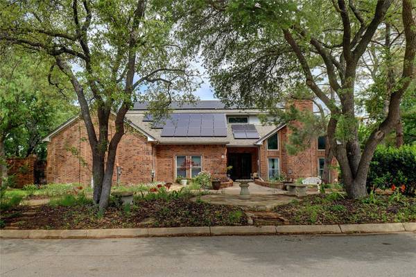 2106 Stonehaven Drive, Colleyville, TX 76034