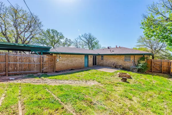 Denison, TX 75020,903 Seymore Circle