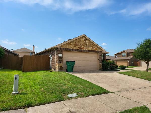 Heartland, TX 75126,2000 Victorian Drive