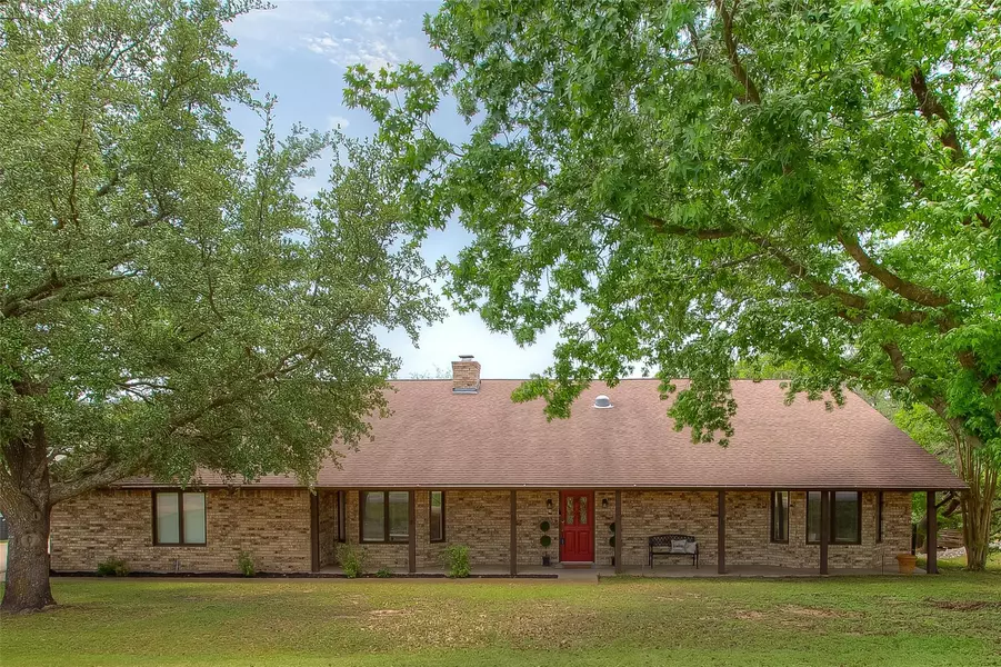 9500 Ravenswood Road, Granbury, TX 76049