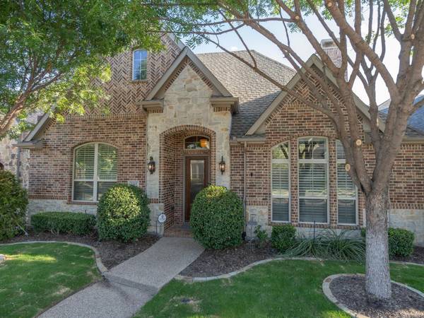 2508 Sir Wade Way, Lewisville, TX 75056