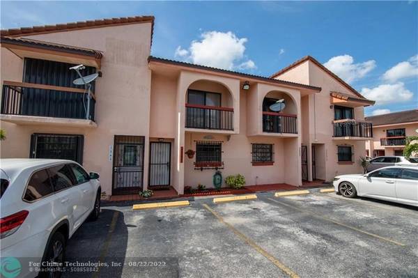 Hialeah, FL 33016,2561 W 52nd Pl  #602