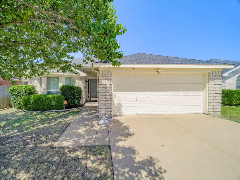 7312 Rock Garden Trail, Fort Worth, TX 76123