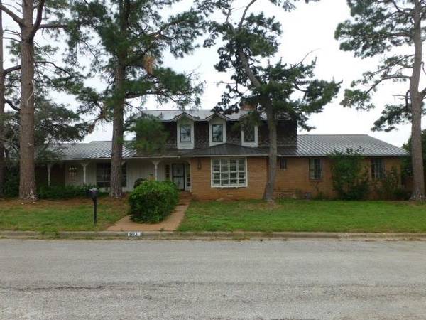 803 Lakeview Drive,  Mineral Wells,  TX 76067