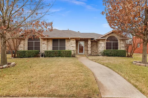 7214 Wilshire Drive, Rowlett, TX 75089