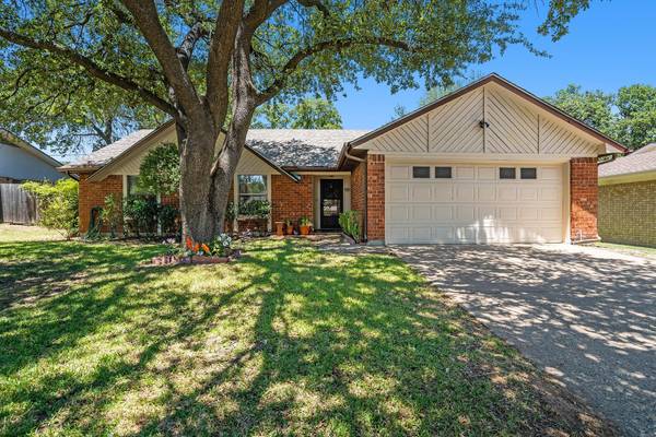 5709 Melstone Drive, Arlington, TX 76016