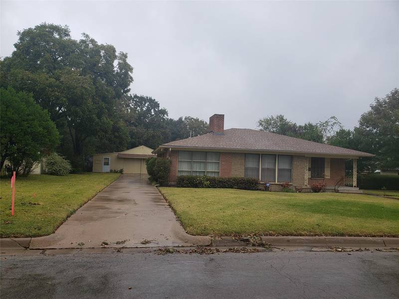 3604 Dryden Road, Fort Worth, TX 76109