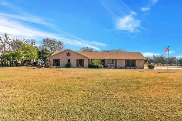 513 Big Creek Road, Willow Park, TX 76087