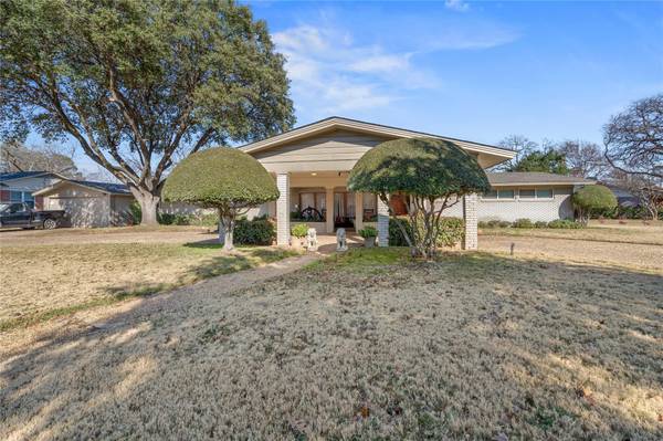 103 E Highland Drive, Irving, TX 75062