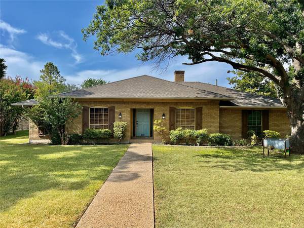 807 E Spring Valley Road, Richardson, TX 75081