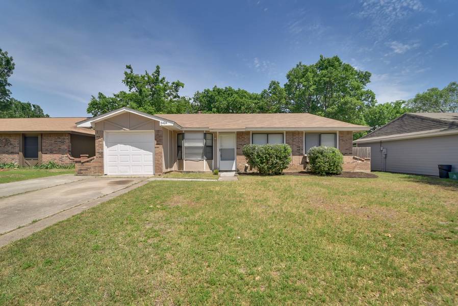 5424 Parkview Drive, Haltom City, TX 76148