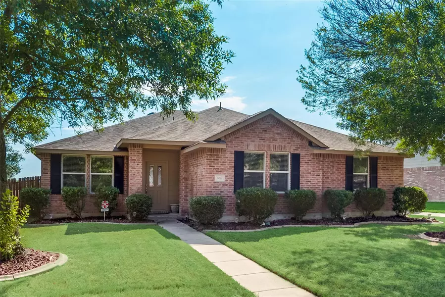 3017 Meadow Bluff Drive, Wylie, TX 75098