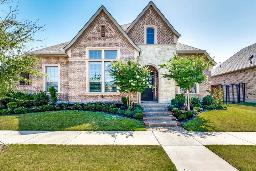 4223 Pearl Crescent Lane, Arlington, TX 76005