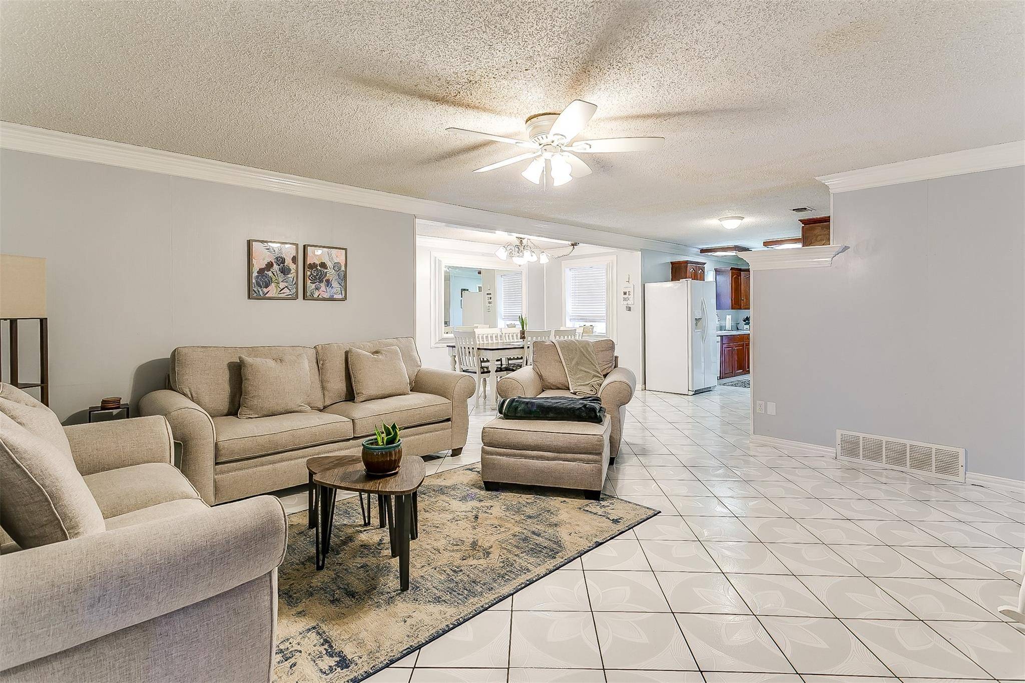 Crowley, TX 76036,917 Pecan Street