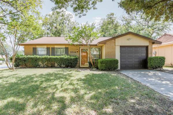 5732 Bonner Drive, Haltom City, TX 76148