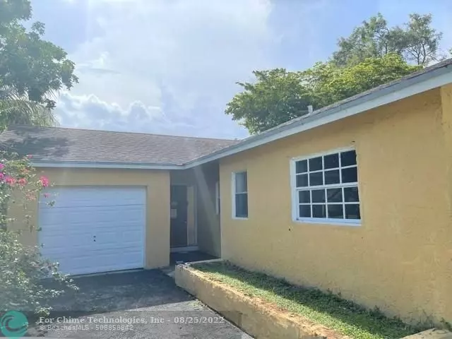 8111 NW 47 CT, Lauderhill, FL 33351