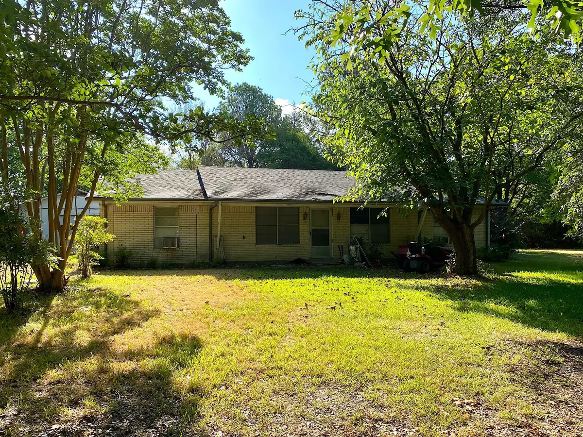 Terrell, TX 75161,10052 County Road 390