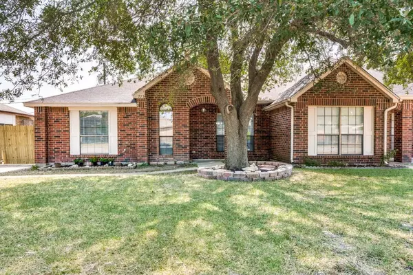 Cedar Hill, TX 75104,725 Lemons Street