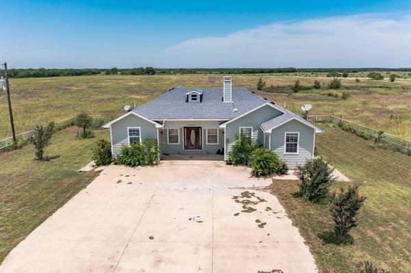 6472 NW County Road 1160,  Barry,  TX 75102