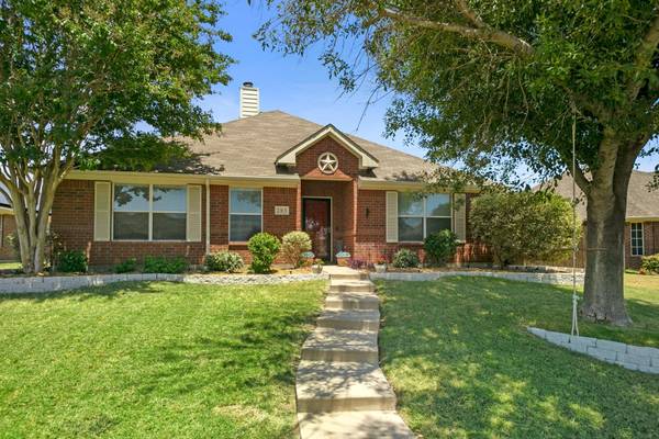 203 Rockbrook Drive, Wylie, TX 75098