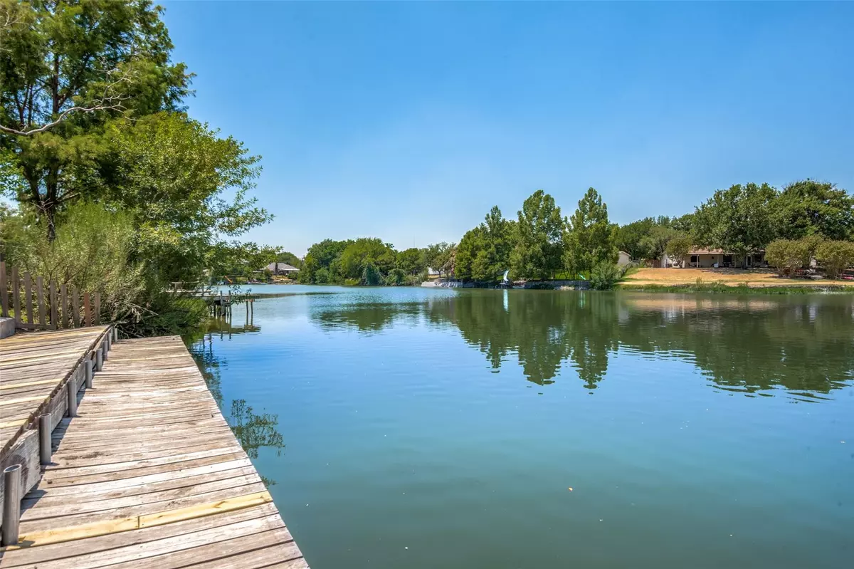 Irving, TX 75060,1520 Lakeshore Drive