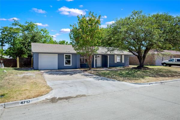 4712 Everest Drive, Fort Worth, TX 76132