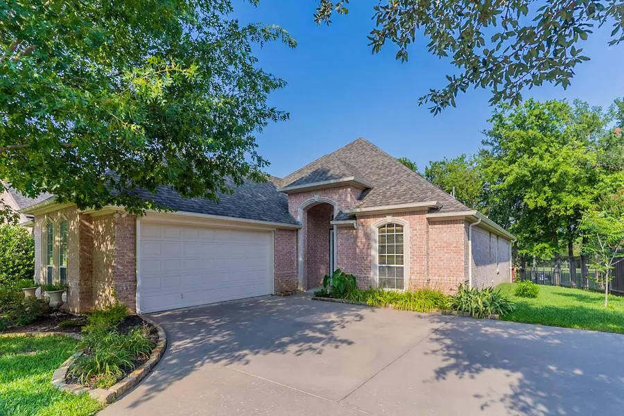 5508 Greenview Court, North Richland Hills, TX 76148