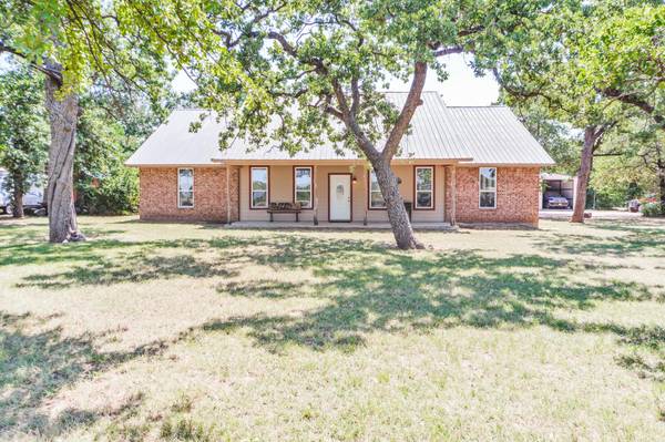 105 Private Road 1309, Bridgeport, TX 76426