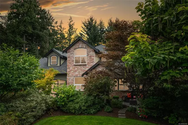 Langford, BC V9B 4N9,1030 Loch Glen Pl