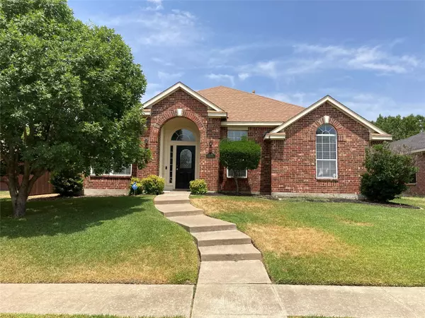 2109 Sterling Lane,  Mesquite,  TX 75181