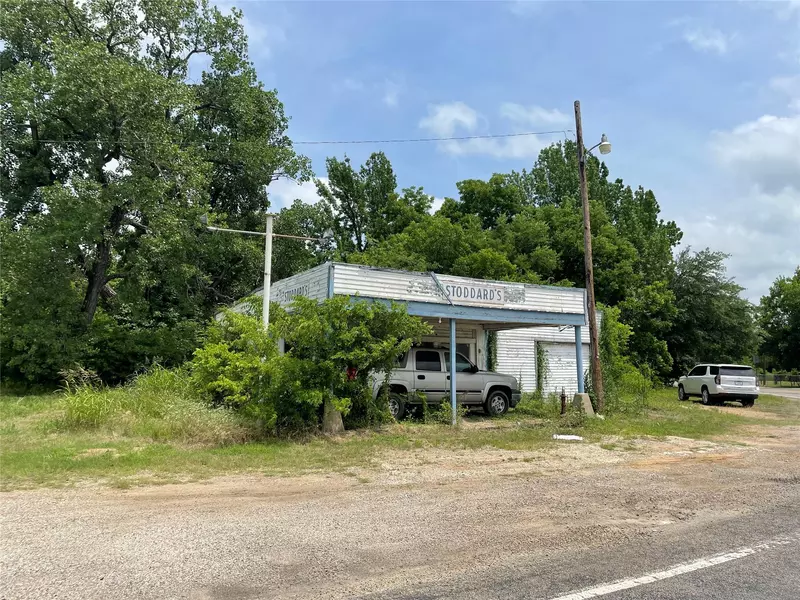 243 S Fm 271, Bonham, TX 75418