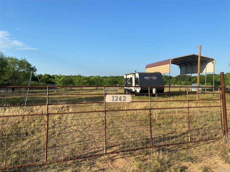 1242 County Rd 416, Comanche, TX 76442