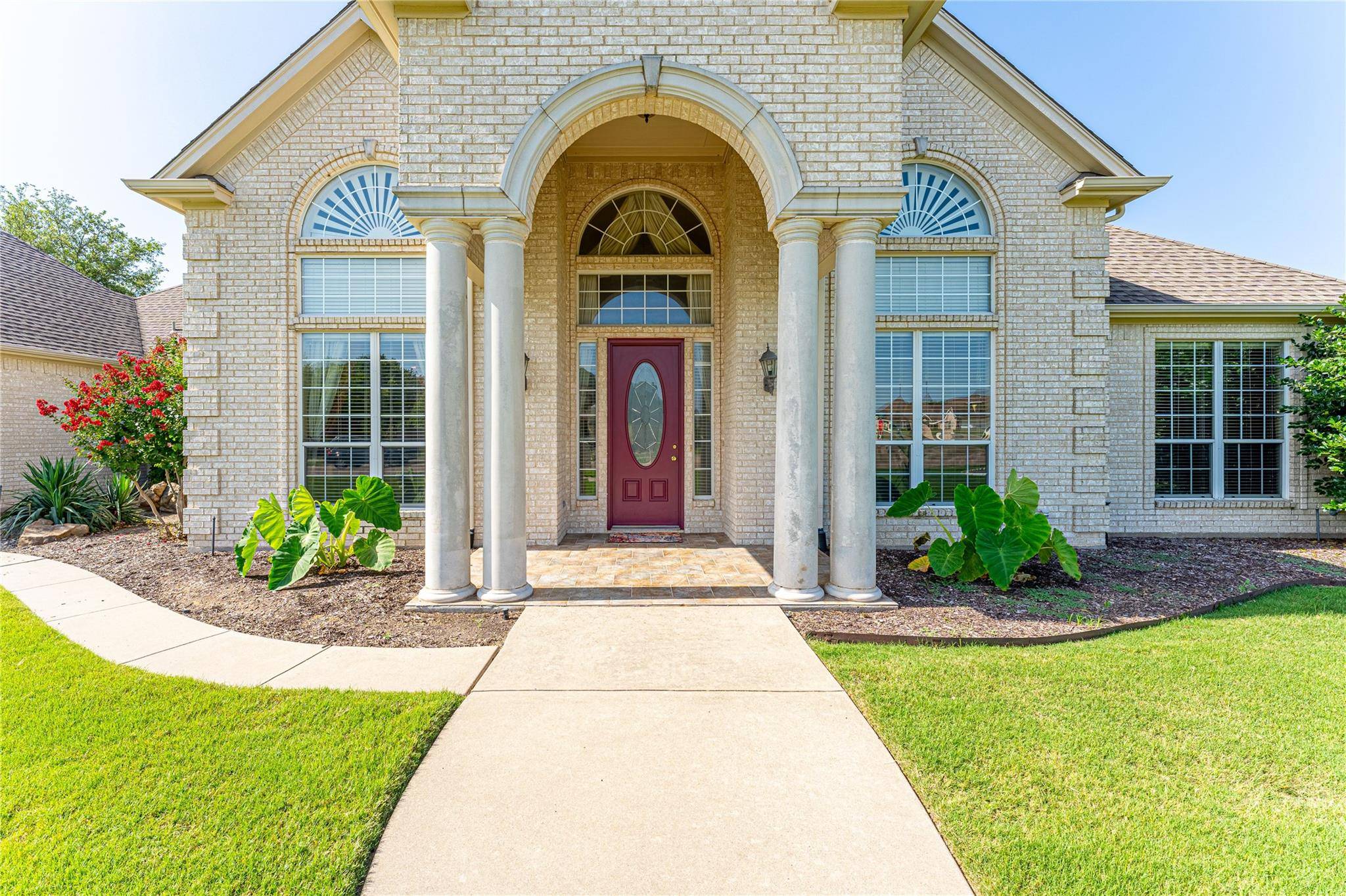 8610 Glenturret, Ovilla, TX 75154