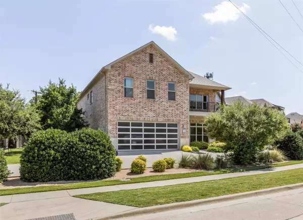 658 Old Campbell Road, Richardson, TX 75080